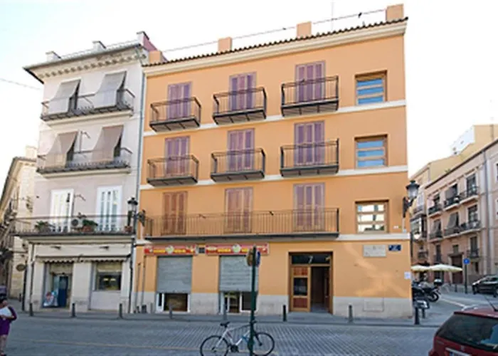 Moderno Apartamento En La Plaza Del Tossal